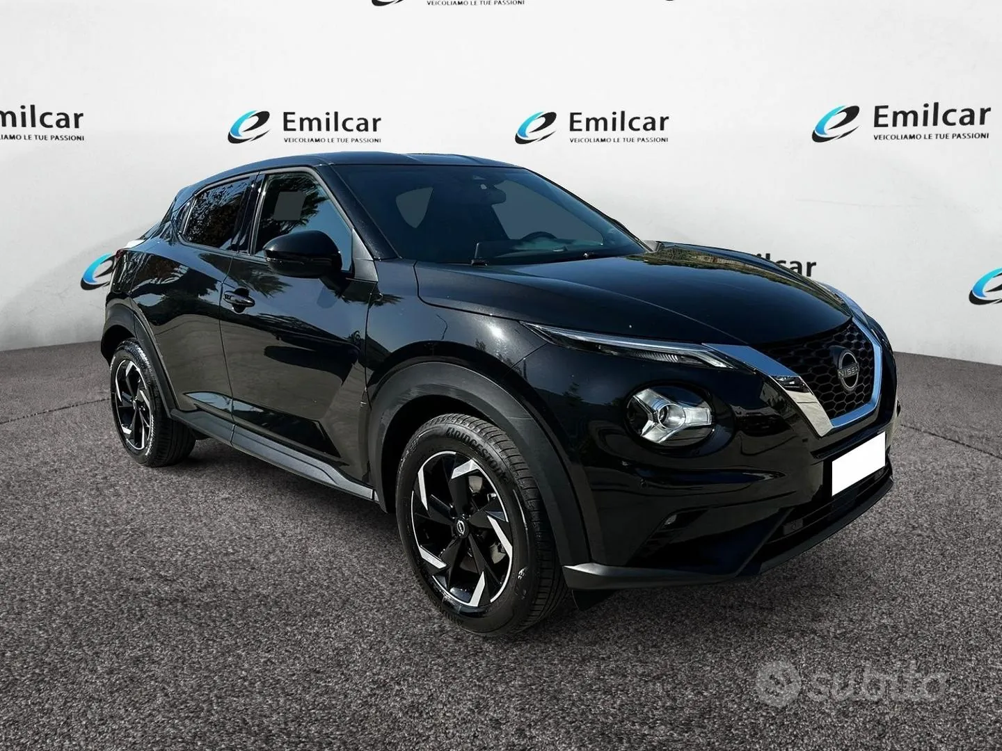 Nissan Juke 2023 photo 2