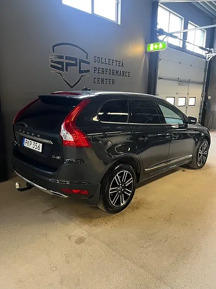 Volvo Xc60 2017 photo 2