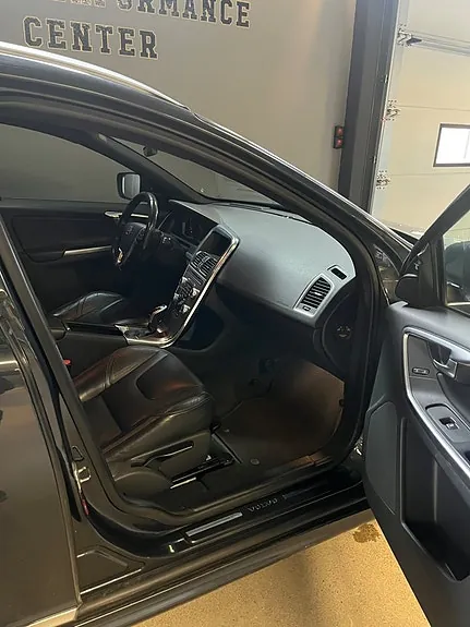 Volvo Xc60 2017 photo 5