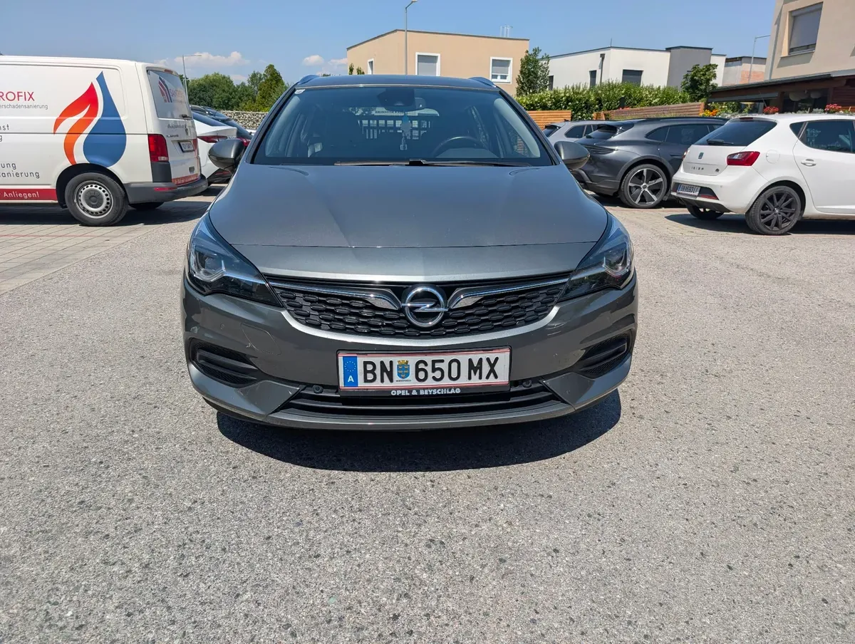 Opel Astra 2020 photo 3