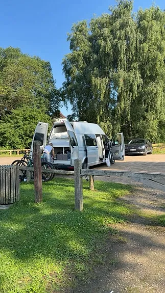 Volkswagen Transporter 2019 photo 2