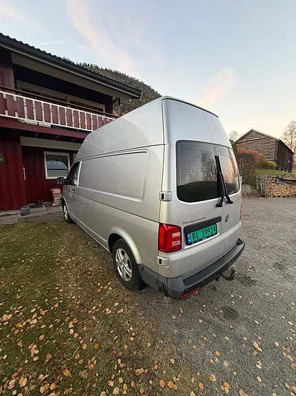 Volkswagen Transporter 2019 photo 5
