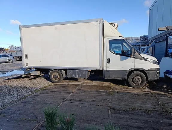 Iveco Daily 2018 photo 2