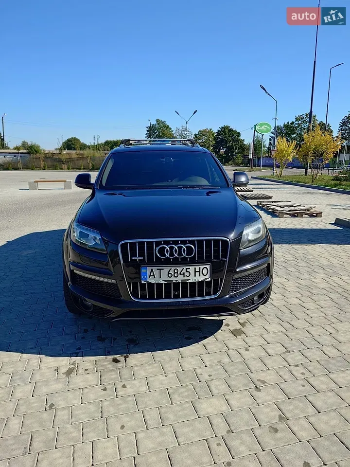 Audi Q7 2013 photo 2
