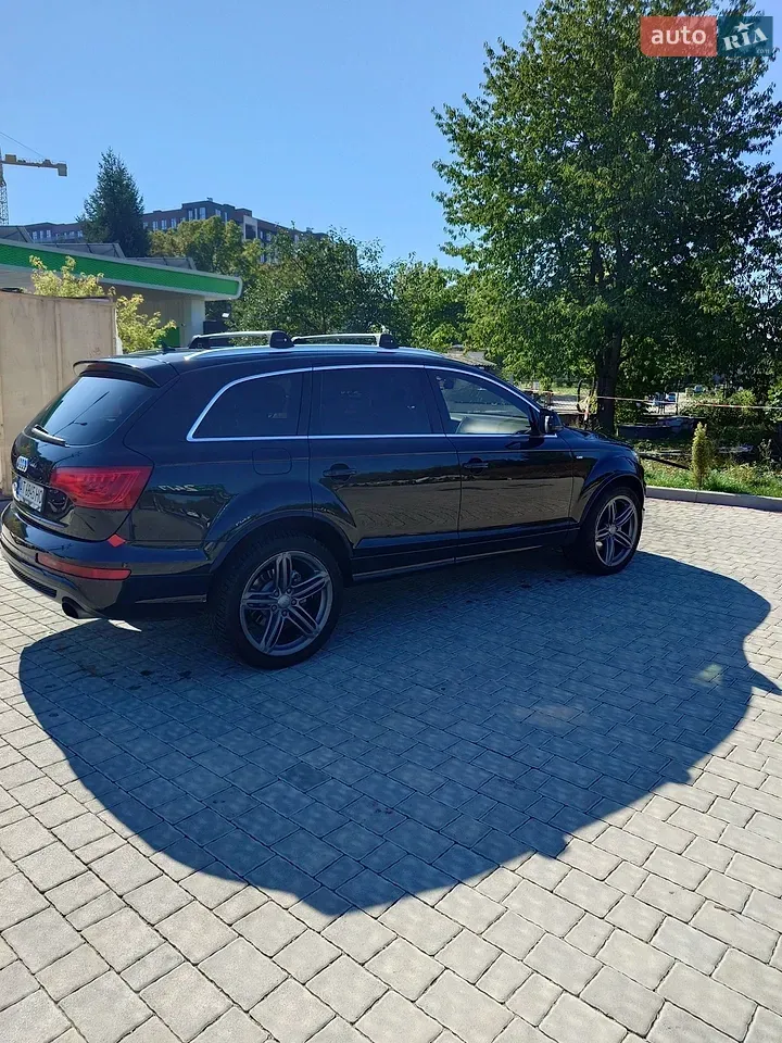 Audi Q7 2013 photo 4