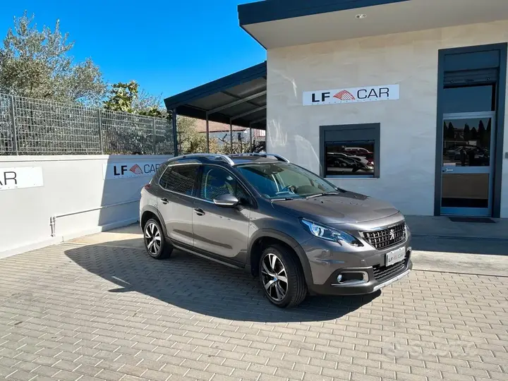 Peugeot 2008 2016 photo 4