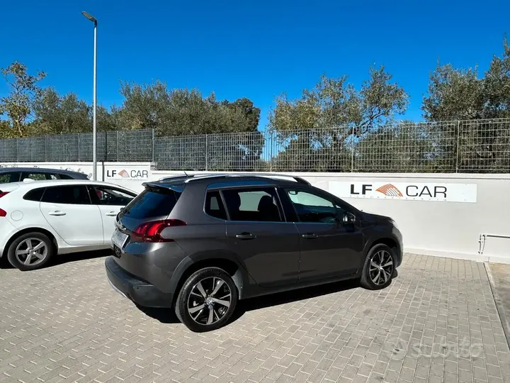 Peugeot 2008 2016 photo 5