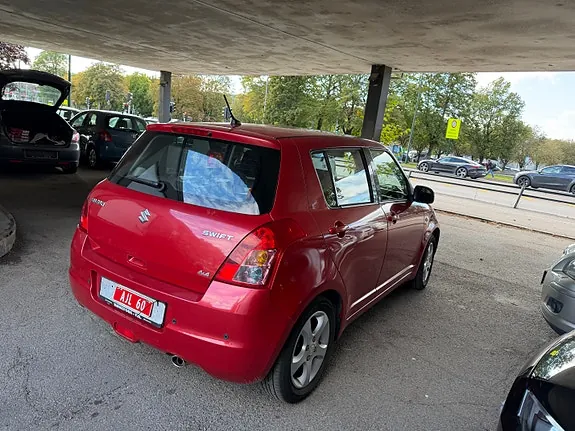 Suzuki Swift 2009 photo 2