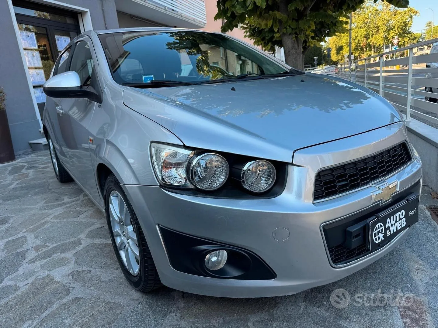 Chevrolet Aveo 2012 photo 3