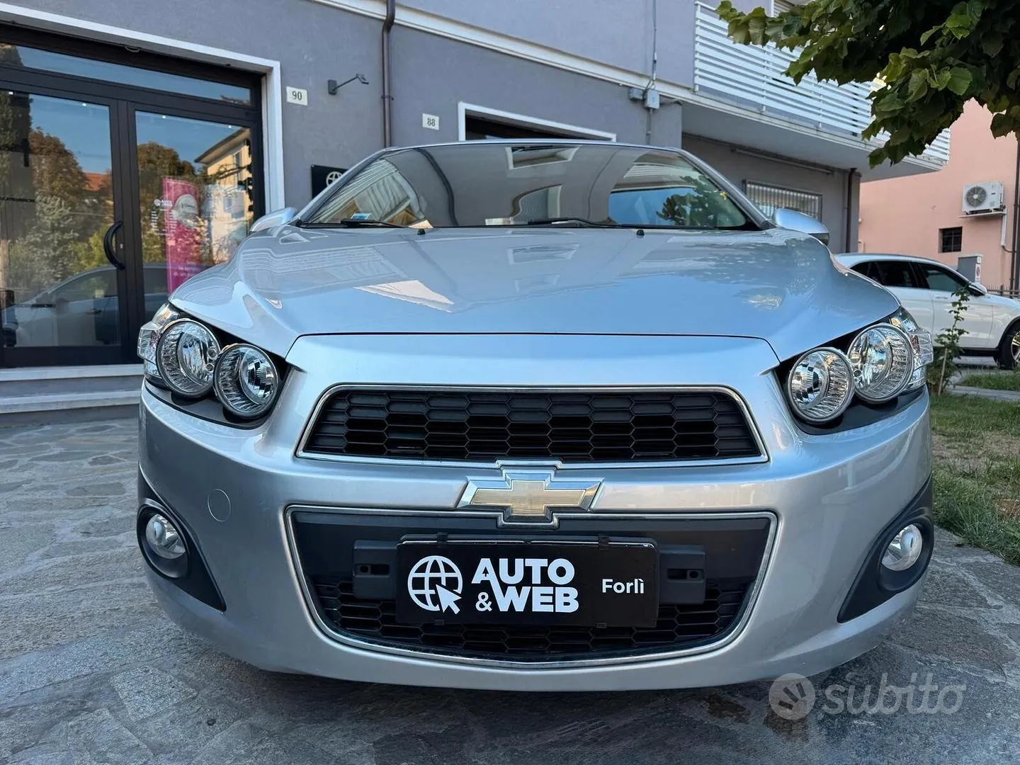 Chevrolet Aveo 2012 photo 4