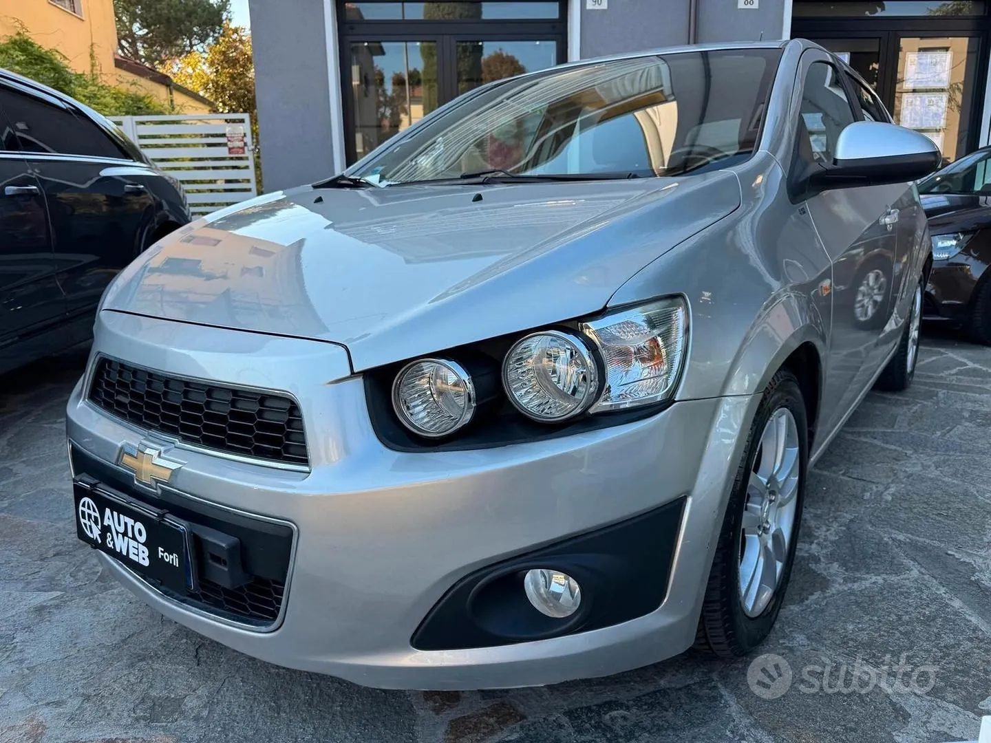Chevrolet Aveo 2012 photo 2