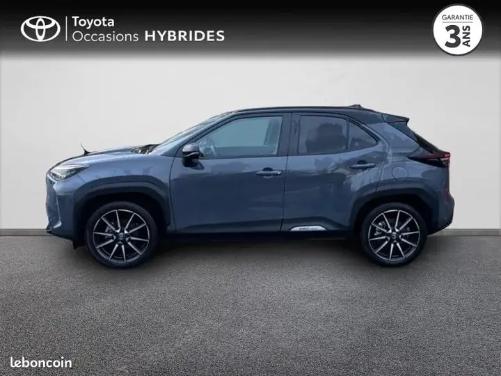 Toyota Yaris Cross 2025 photo 3
