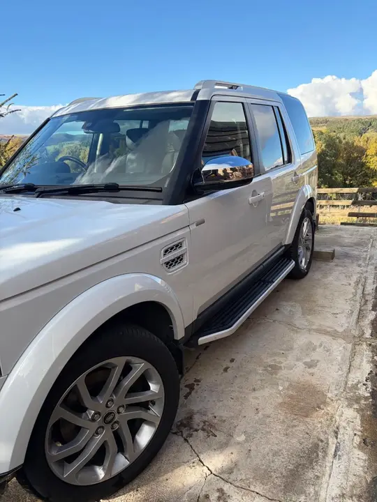 Land Rover Discovery 4 2016 photo 4