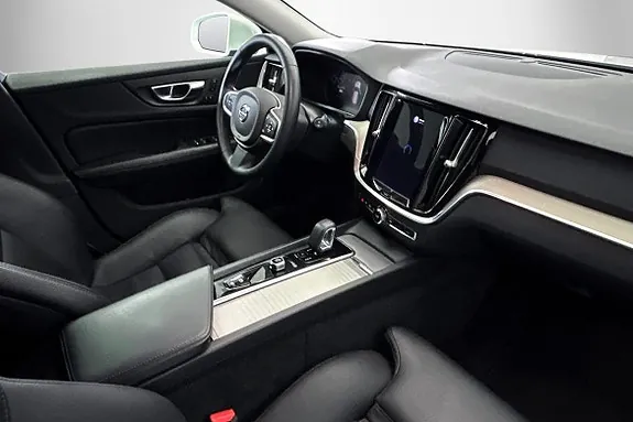 Volvo V60 2023 photo 4