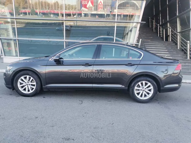 Volkswagen Passat 2021 photo 3