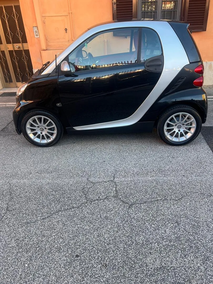 Smart Fortwo 2010 photo 4