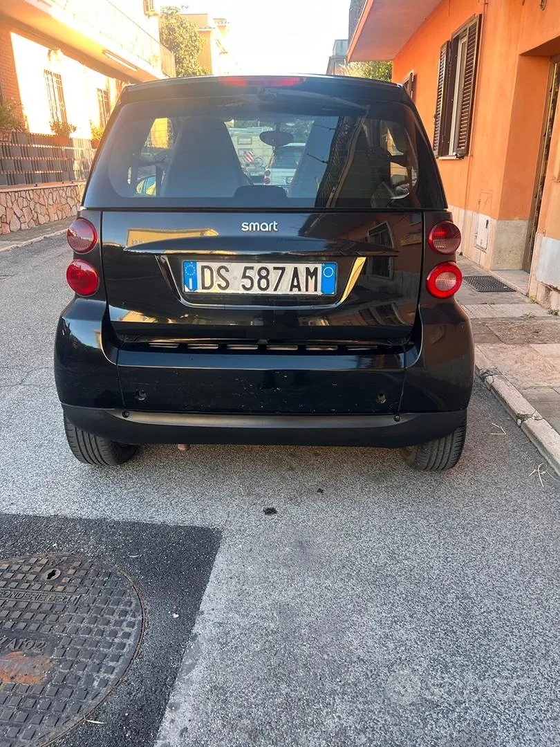 Smart Fortwo 2010 photo 2