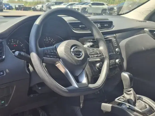 Nissan Qashqai 2021 photo 2