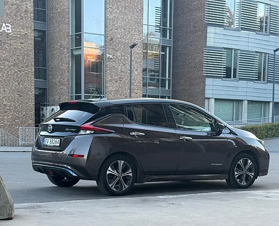 Nissan Leaf 2019 photo 5