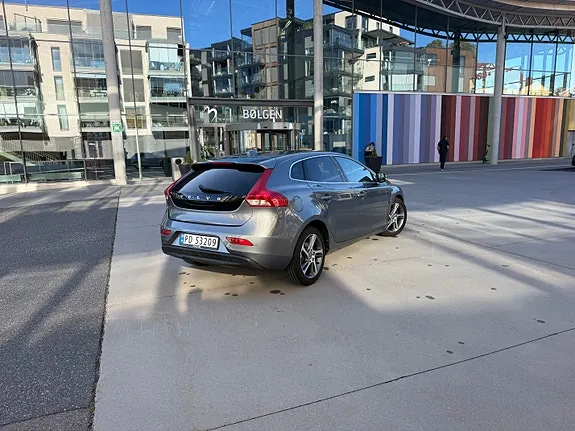 Volvo V40 2015 photo 3