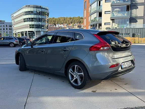 Volvo V40 2015 photo 5