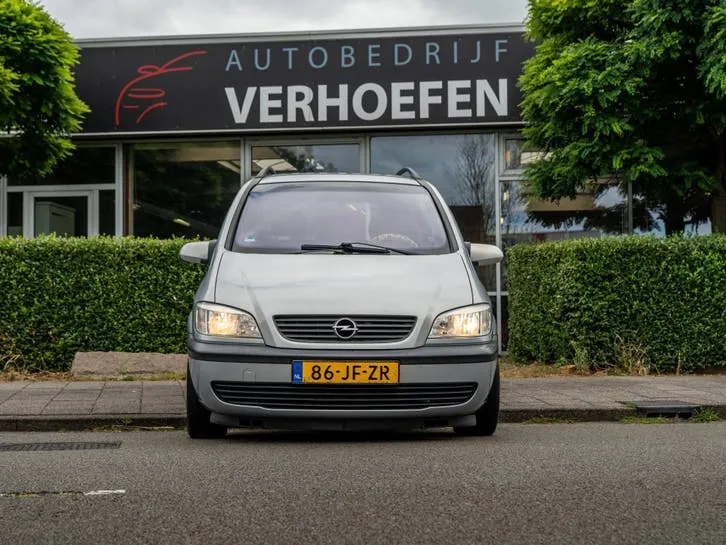 Opel Zafira 2002 photo 3