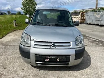 Citroen Berlingo 2008 photo 2