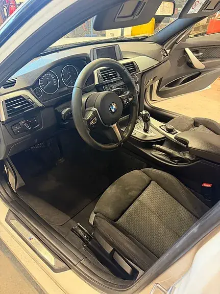 BMW 318D 2017 photo 3