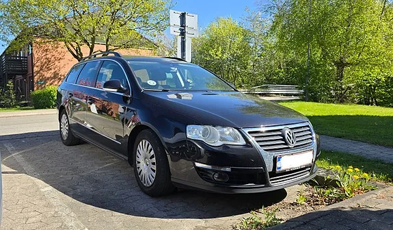 Volkswagen Passat 2010 photo 2