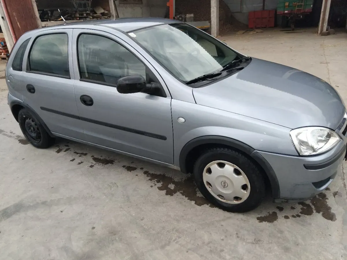 Opel Corsa 2004 photo 3