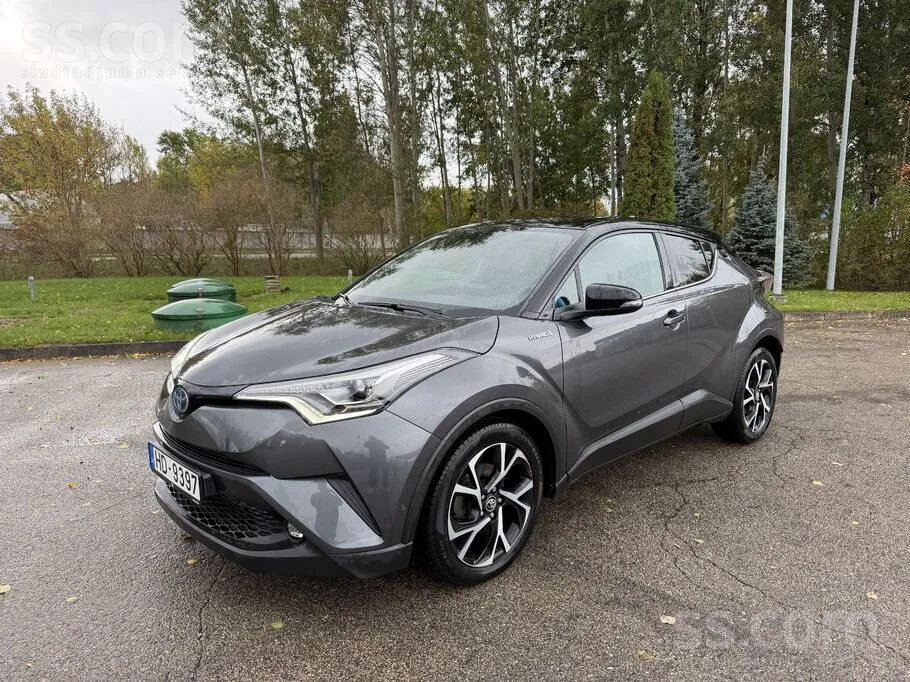 Toyota C-Hr 2018 photo 2