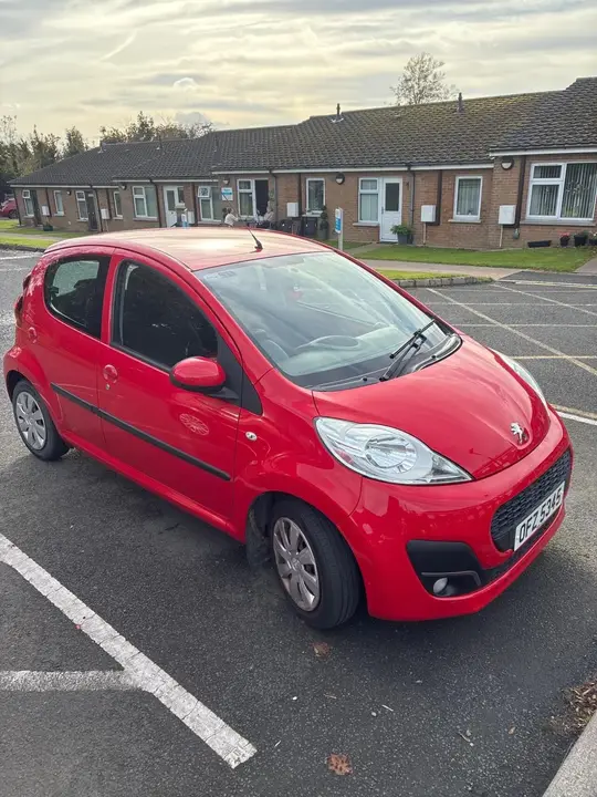 Peugeot 107 2013 photo 3