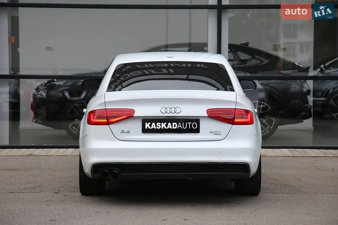 Audi A4 2015 photo 5