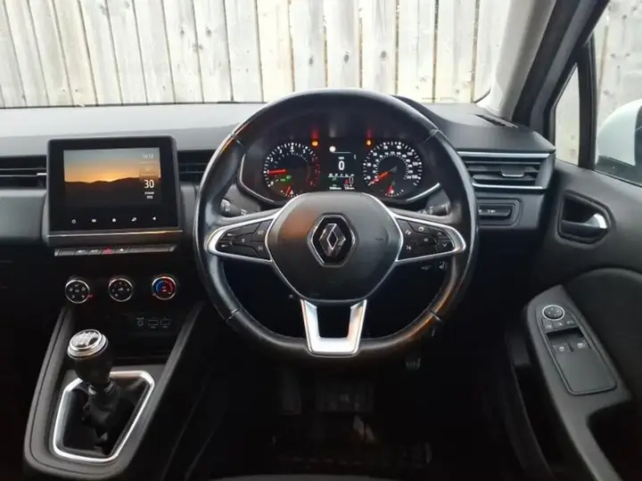 Renault Clio 2019 photo 3