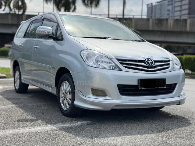 Toyota Innova