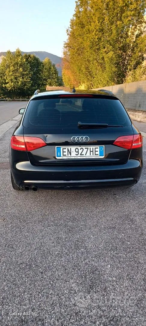 Audi A4 2012 photo 5