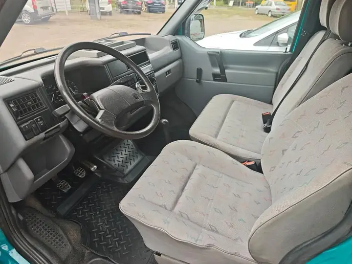 Volkswagen T4 Transporter