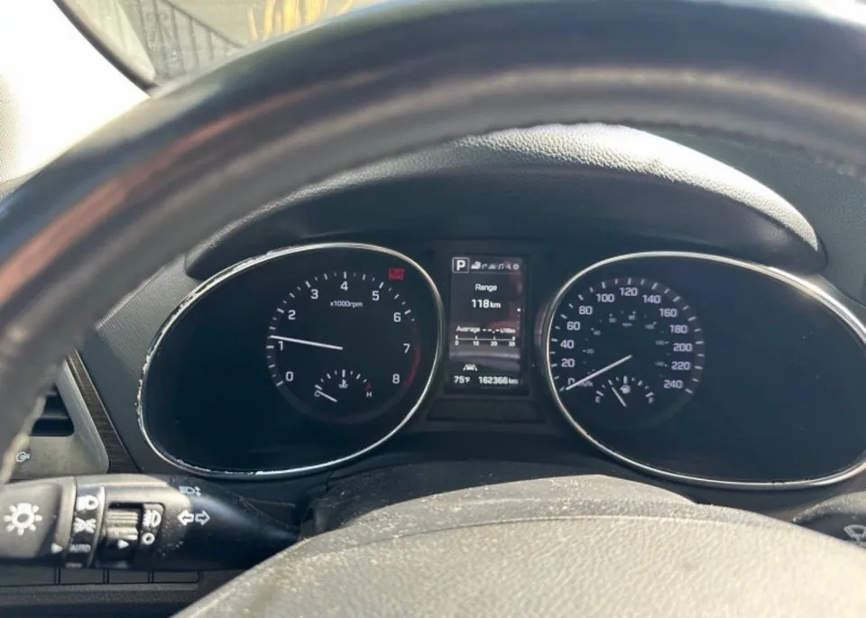 Hyundai Santa Fe 2017 photo 3