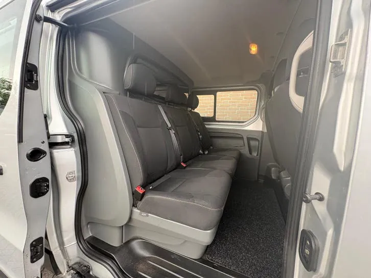 Renault Trafic 2015 photo 3