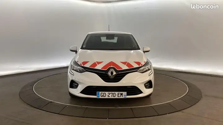 Renault Clio 2021 photo 2