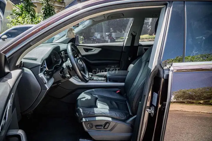 Audi Q8 2021 photo 4