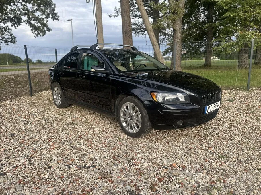 Volvo S40 2005 photo 2