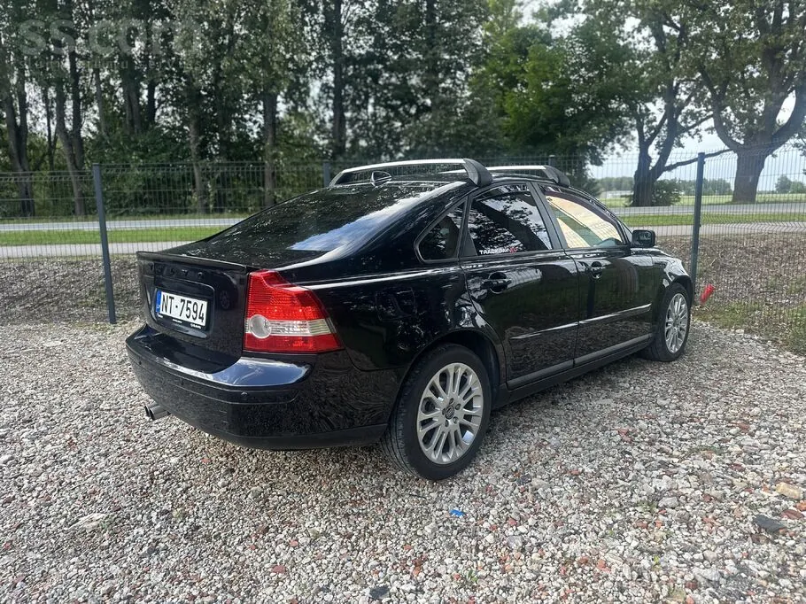 Volvo S40 2005 photo 5