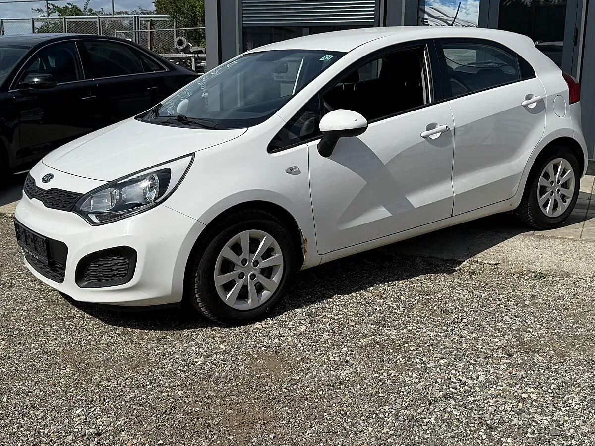 Kia Rio 2011 photo 3