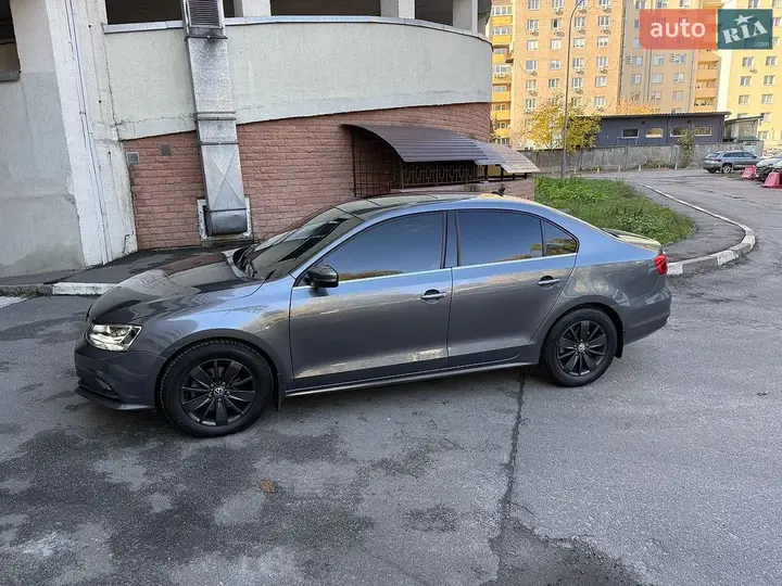 Volkswagen Jetta 2014 photo 4