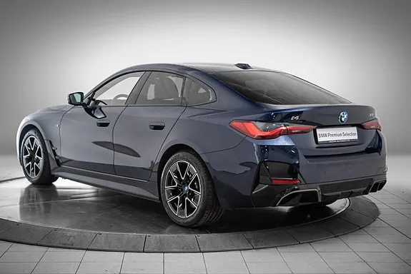 BMW I4 2022 photo 3