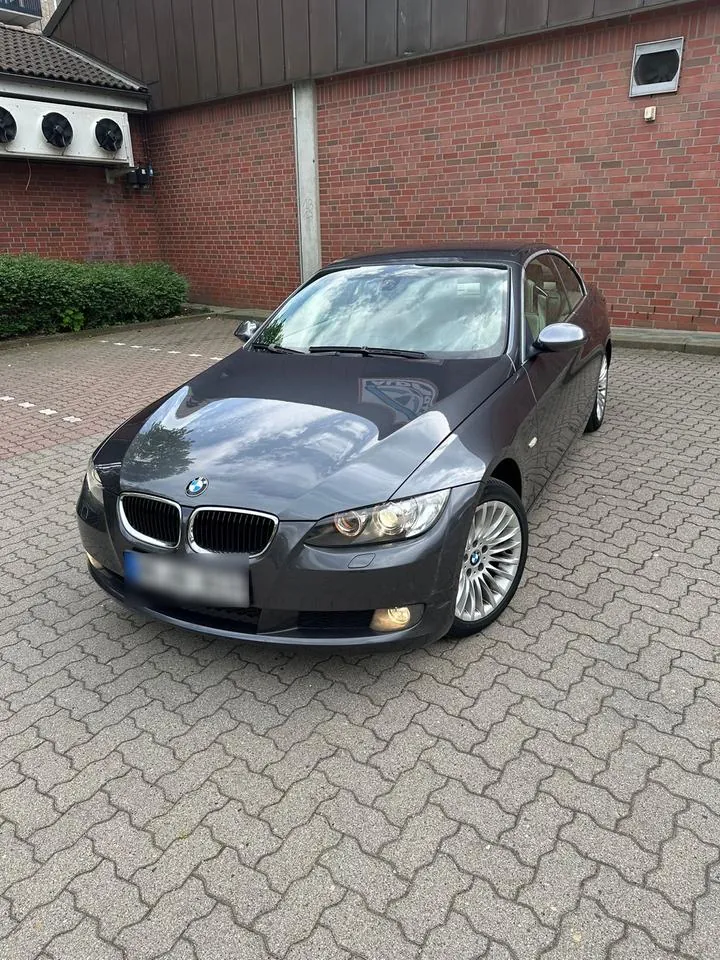 BMW 320I