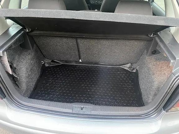 Volkswagen Polo 2009 photo 3
