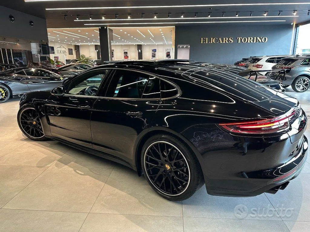 Porsche Panamera 2018 photo 2