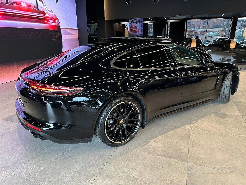 Porsche Panamera 2018 photo 5